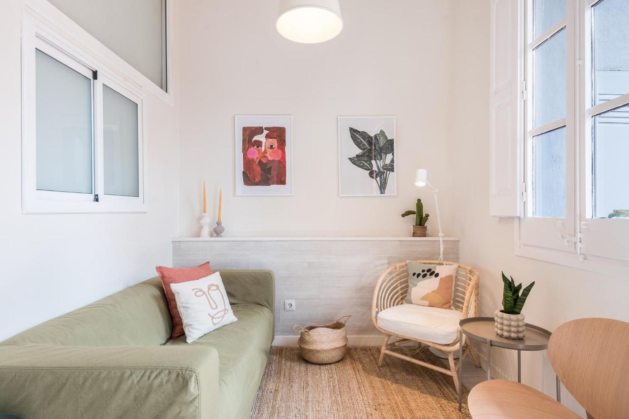 Cozy With Sunny Terrace In The Heart Of Gracia Barcelone
