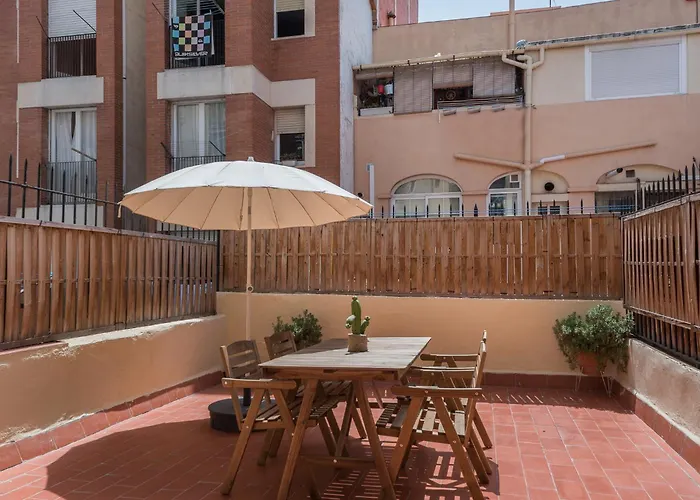 Cozy Apt With Sunny Terrace In The Heart Of Gracia