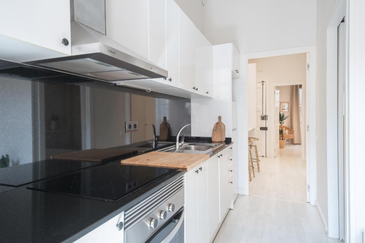 Cozy With Sunny Terrace In The Heart Of Gracia *